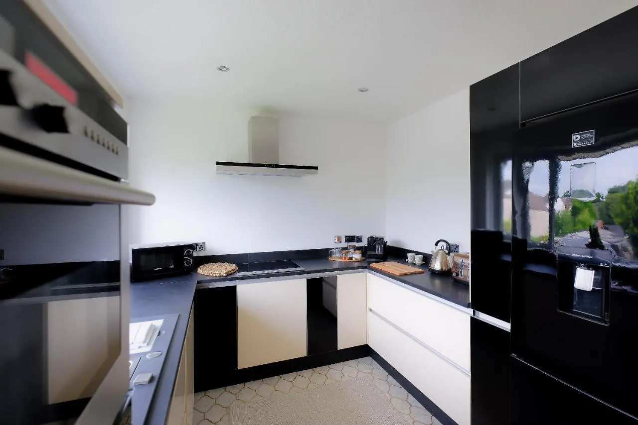 Amroth House Apartment Cardiff United Kingdom